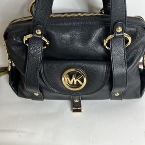 MICHAEL KORS Pebble Genuine Leather Satchel 2 Straps Shoulder bag Zip Closure